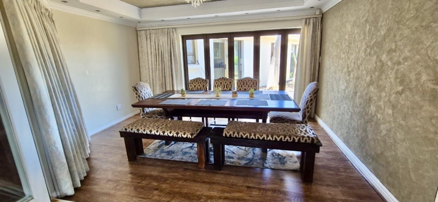 5 Bedroom Property for Sale in Summerstrand Eastern Cape